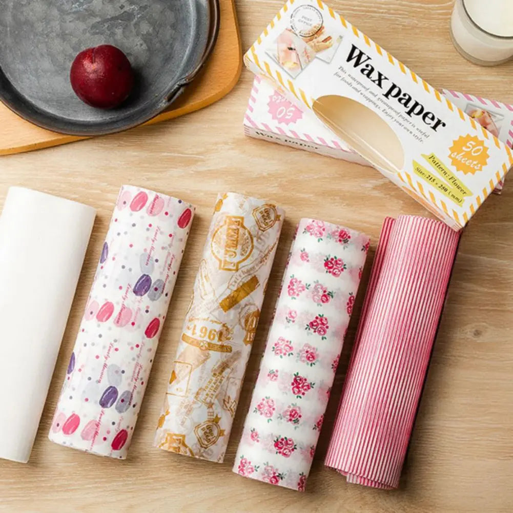 50 Sheets Food-Grade Greaseproof Baking Paper (21.5x25cm) for Wrapping Hot Dogs/Burgers Commercial Baking Wax Paper (Boxed)
