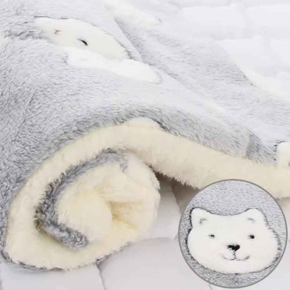 Soft Flannel Pet Sleeping Mat Dog Bed Cat Litter Puppy Bed Dog Sofa Mattress Cushion for Small Large Dogs Blanket Pet Supplies